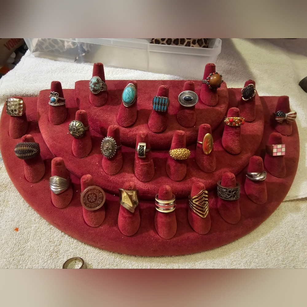 Elegant Women's Jewelry Ring Collection